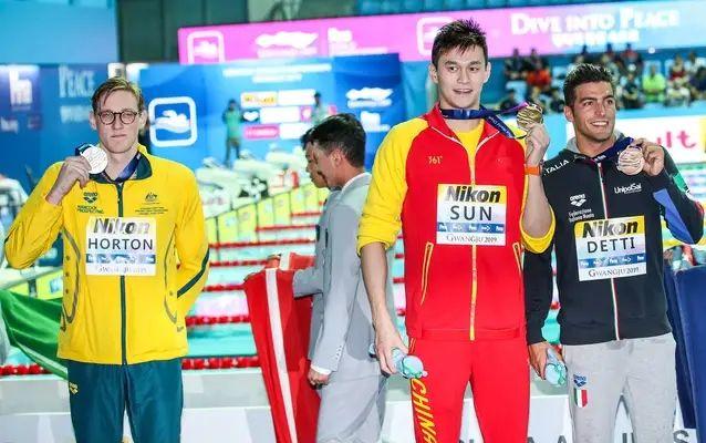 孙杨回应400米自由泳成绩：很开心