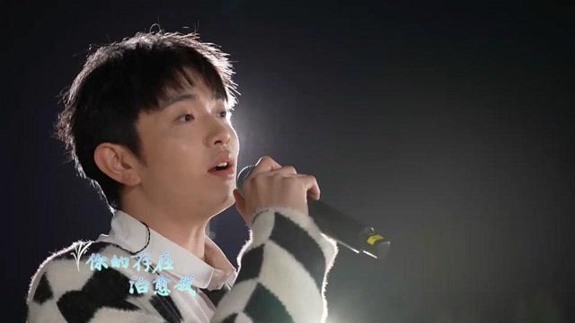 颜人中《夏夜最后的烟火》：一场令人心醉的告别，你准备好了吗？
