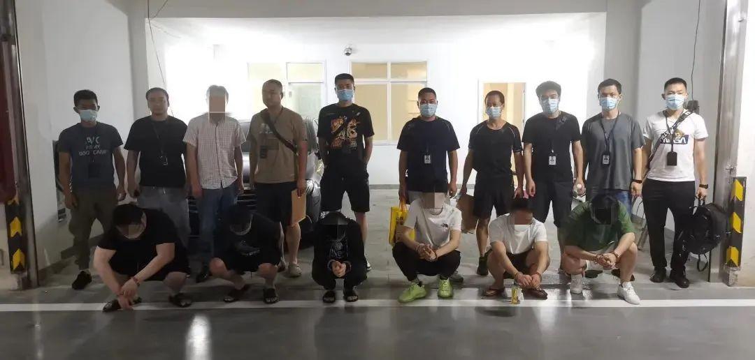 利用工作之便出售公民个人信息？罚