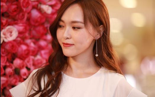 黄磊女儿黄多多搭档王一博合作电影