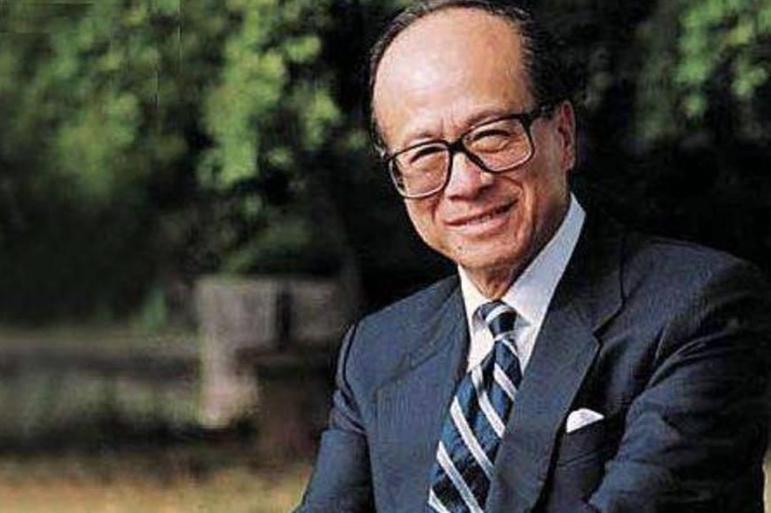 李嘉诚卖港口引发热议，长和发布声明回应，背后真相究竟如何？