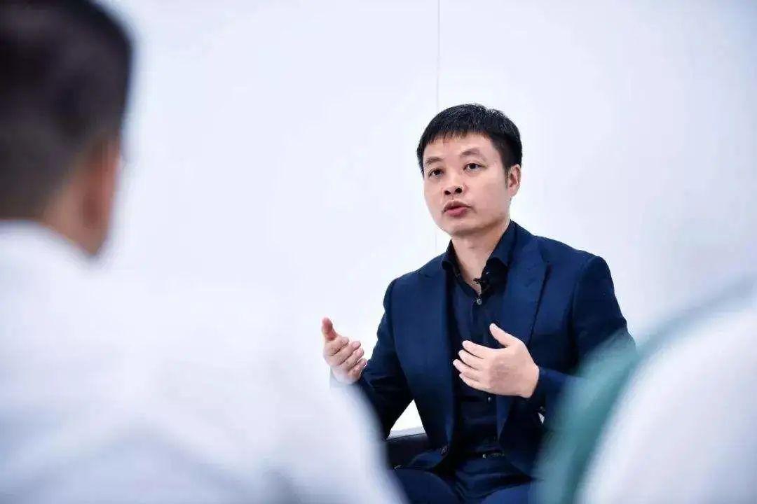 《人生若如初见》空降开播：惊喜来袭，你准备好了吗？