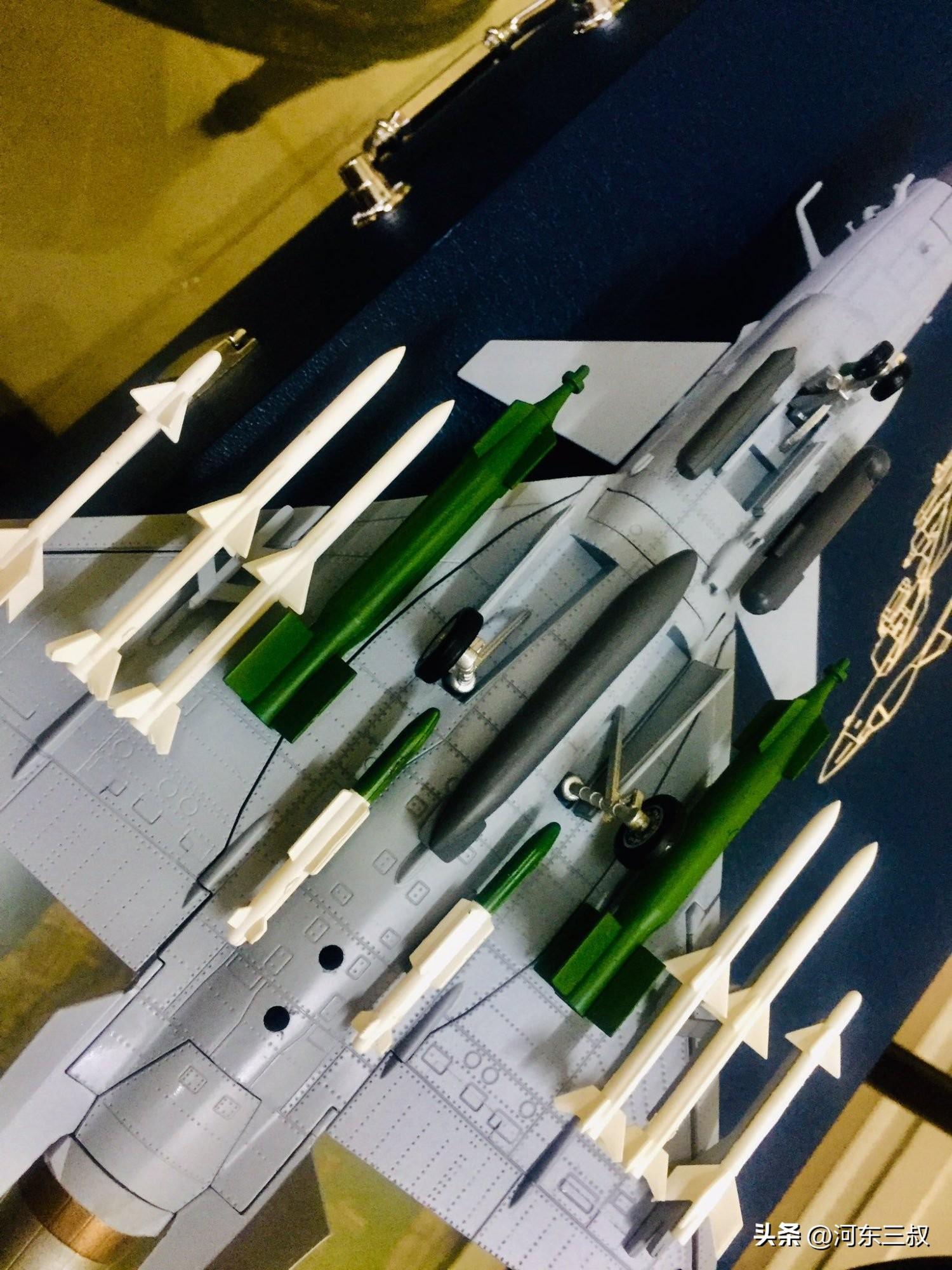 歼10C参加巴黎航展
