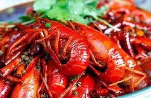 小龙虾价格腰斩 业内：还会再降