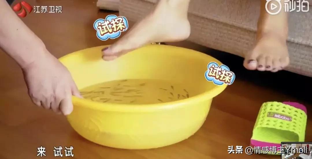 女子称穿瑜伽服上门做饭不是为流量