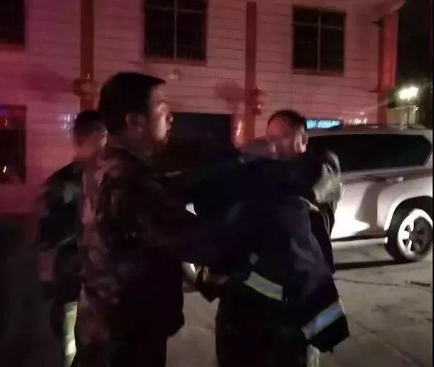 住宅起火扑灭后复燃
