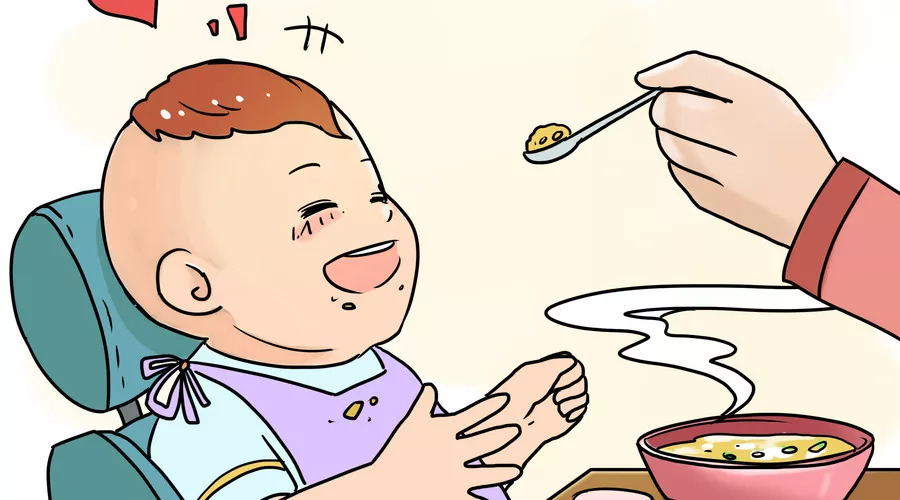 外公尝了口宝宝辅食抱着宝宝逃跑