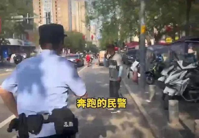 男子失踪7年被找到 正躺桥洞玩手机