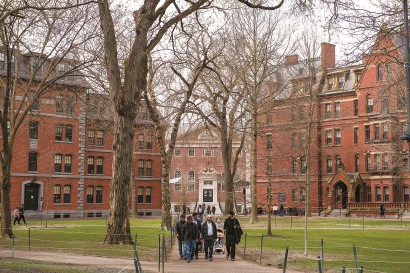 哈佛大学硬刚美政府