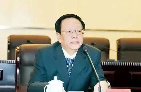 震惊！郭洪昌被开除党籍，背后真相令人深思！