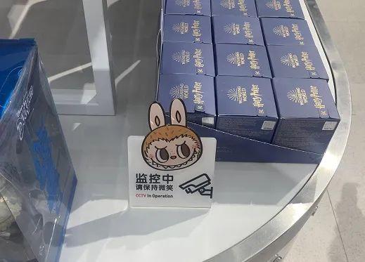 震惊！泡泡玛特客服回应黄牛门店扫货，官方终于出手了！