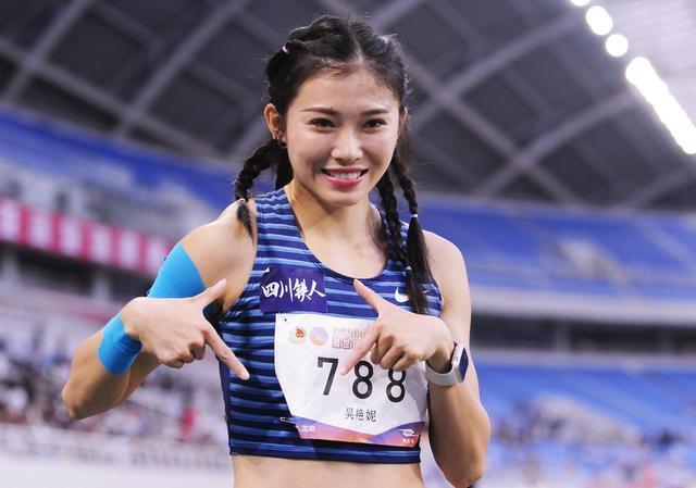 震撼！吴艳妮获田径亚锦赛女子100米栏季军，背后故事令人动容！