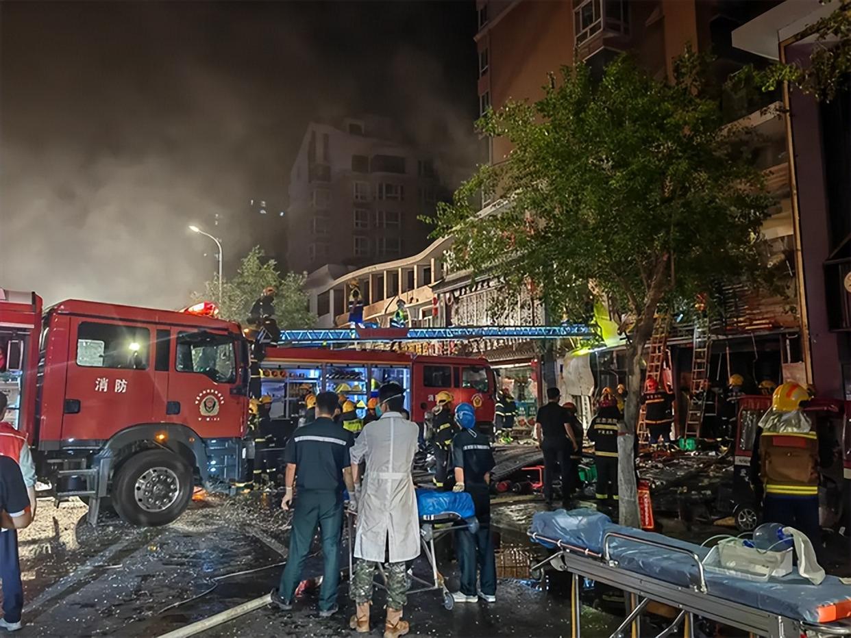 震惊！宁夏烧烤店31死爆炸案宣判:15人获刑，责任如何划分？