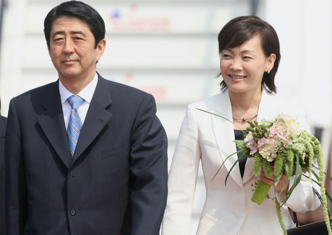 震惊！安倍遗孀访问俄罗斯有何目的？背后隐藏的真相令人深思