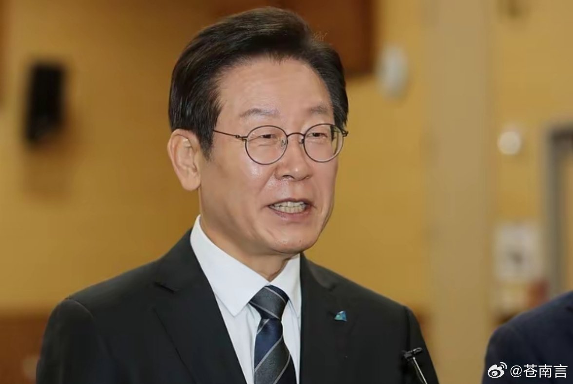震惊！李明博和朴槿惠公开支持金文洙，背后隐藏哪些政治博弈？